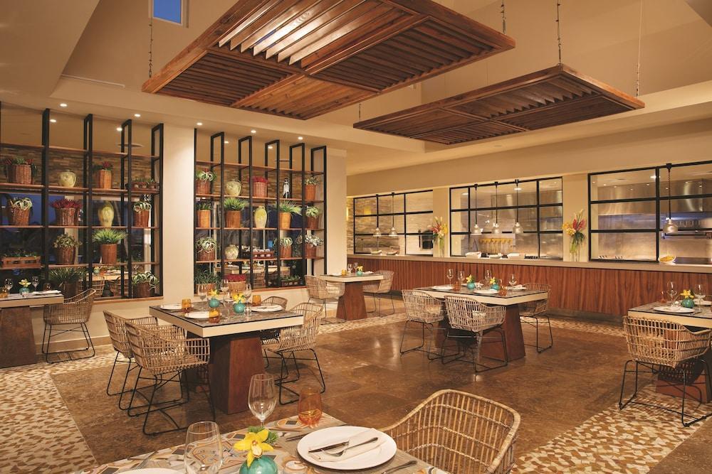 Secrets Royal Beach Punta Cana (Adults Only) Exterior photo